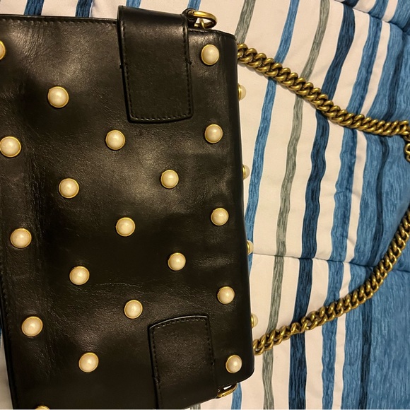 Gucci Black Designer Women's Bag with Pearl and Bee Embellishments - Picture 10 of 13